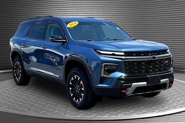 2024 Chevrolet Traverse Z71 in Lakeshore Blue Metallic — front three-quarter view