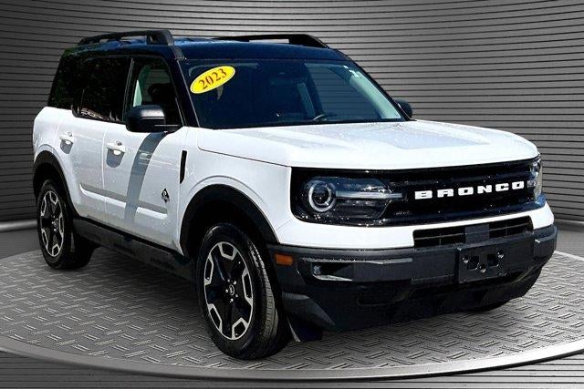 2023 Ford Bronco Sport Outer Banks in White — front three-quarter view