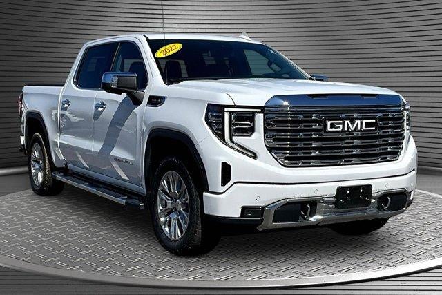2022 GMC Sierra 1500 Denali in Summit White — front three-quarter view