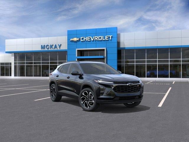 2026 Chevrolet Trax 2RS in Mosaic Black Metallic — front three-quarter view