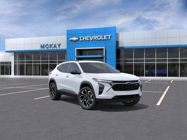 2026 Chevrolet Trax 2RS in Summit White — front three-quarter view